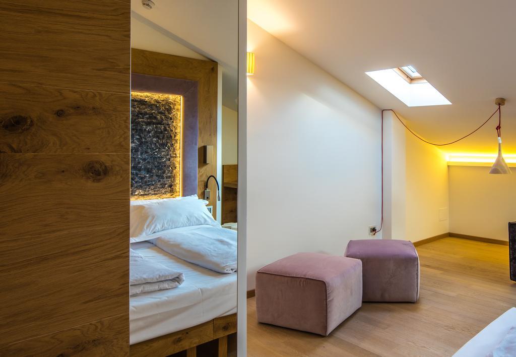 Albergo Caffe Centrale Mezzocorona Habitación foto