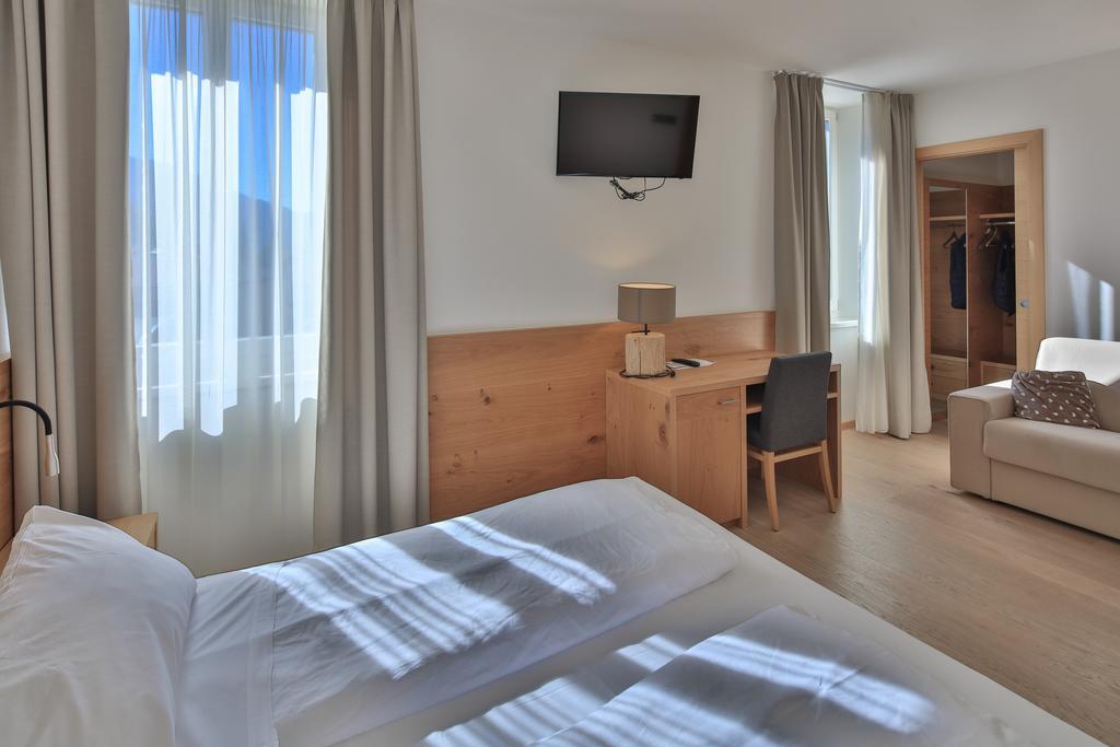 Albergo Caffe Centrale Mezzocorona Habitación foto